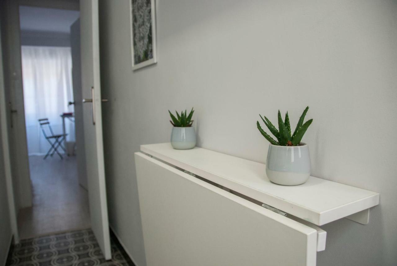 Plaza De Toro Studio Apartment อาลิกันเต ภายนอก รูปภาพ