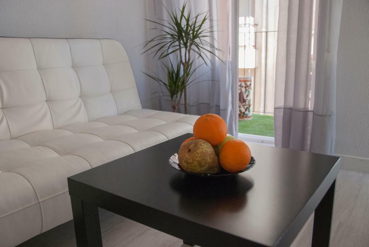 Plaza De Toro Studio Apartment อาลิกันเต ภายนอก รูปภาพ