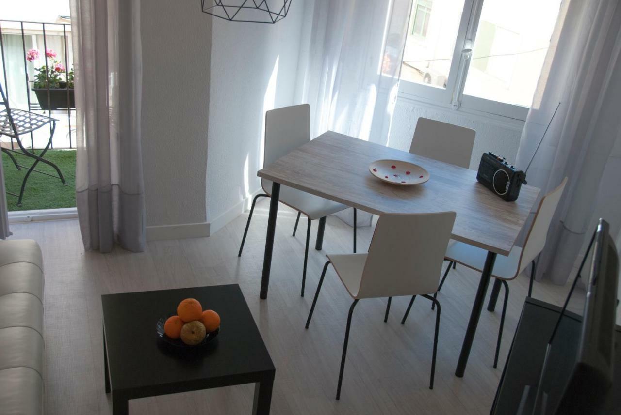 Plaza De Toro Studio Apartment อาลิกันเต ภายนอก รูปภาพ