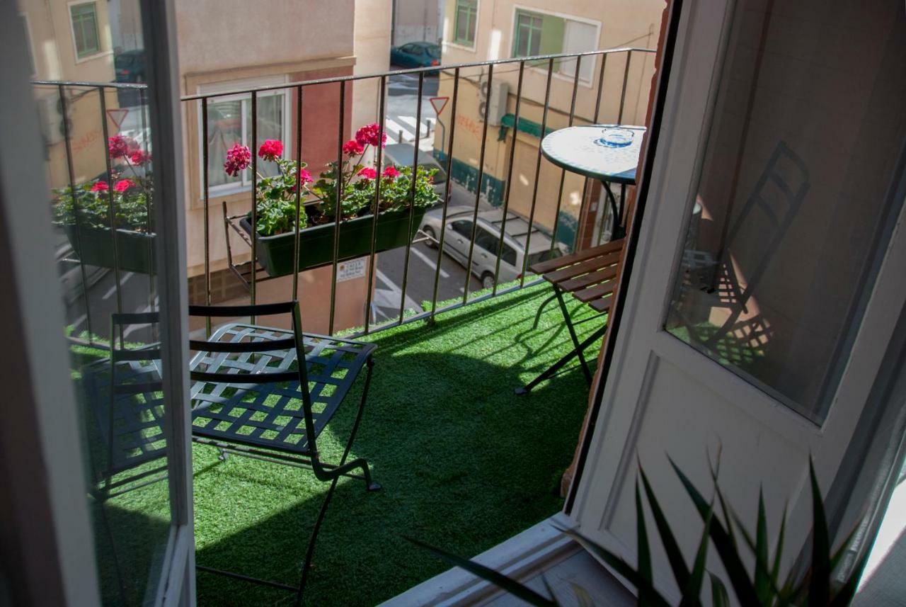 Plaza De Toro Studio Apartment อาลิกันเต ภายนอก รูปภาพ