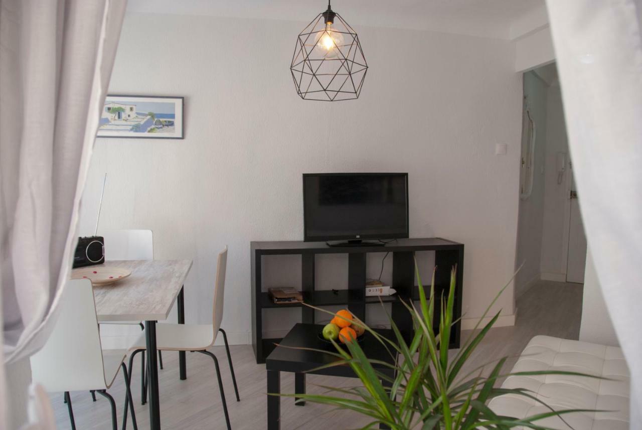 Plaza De Toro Studio Apartment อาลิกันเต ภายนอก รูปภาพ