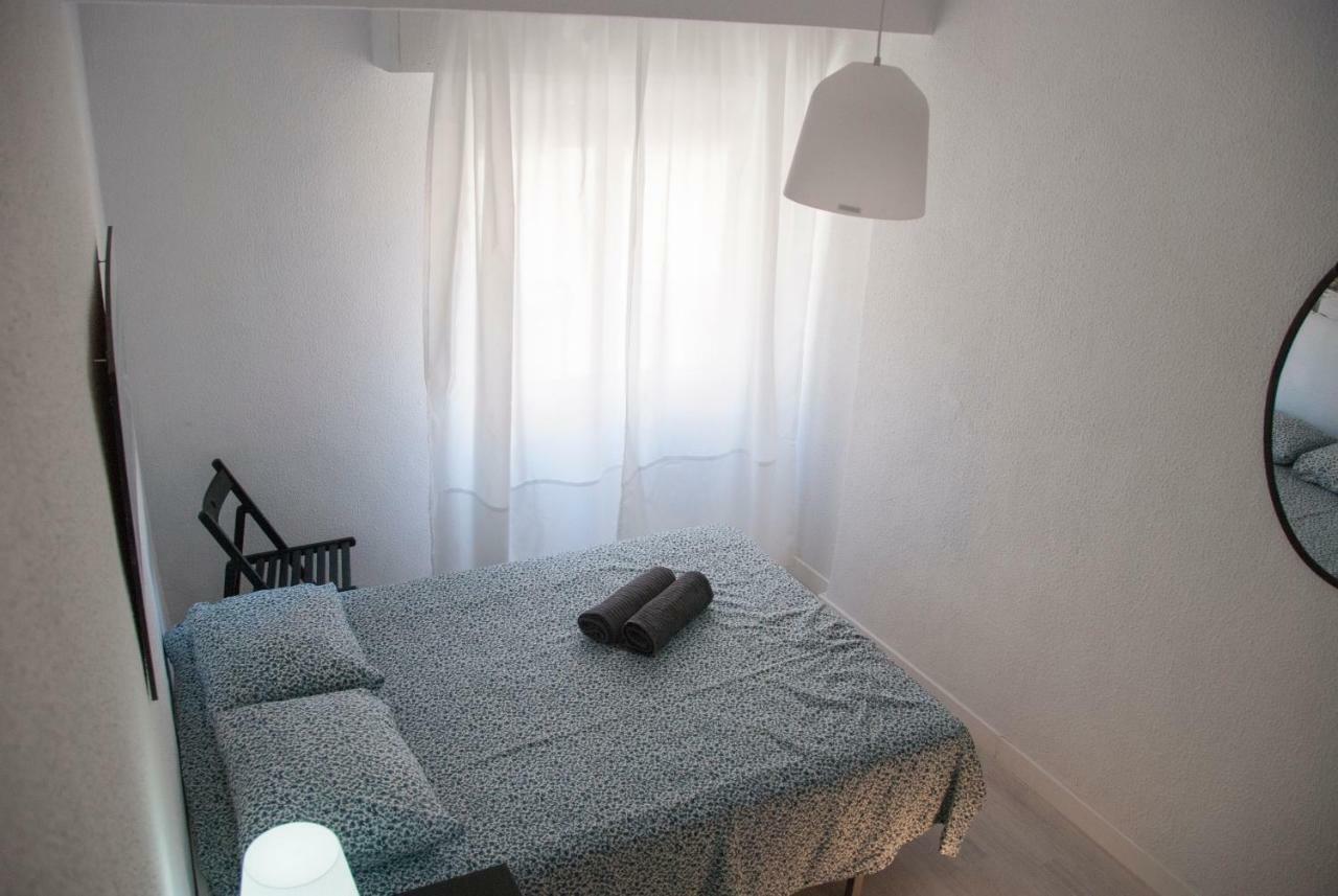 Plaza De Toro Studio Apartment อาลิกันเต ภายนอก รูปภาพ