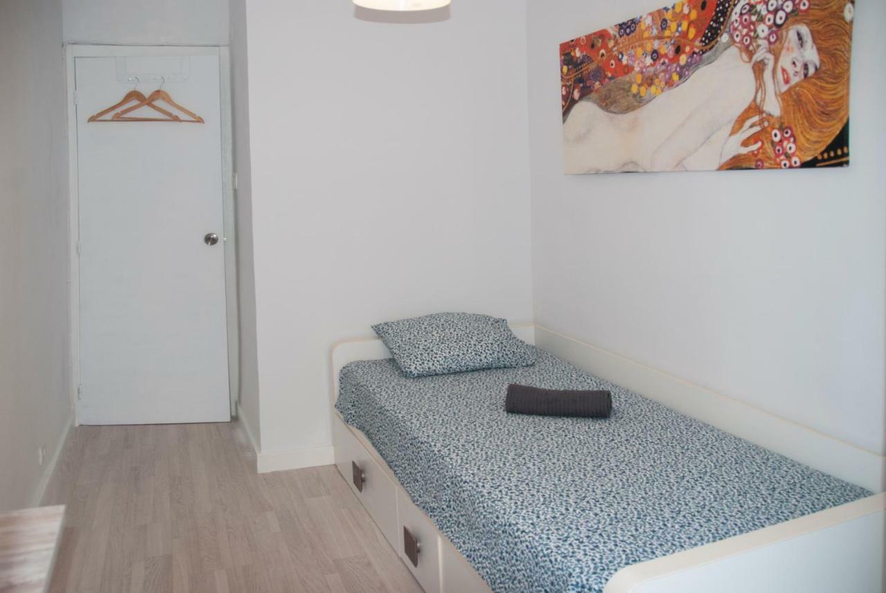 Plaza De Toro Studio Apartment อาลิกันเต ภายนอก รูปภาพ
